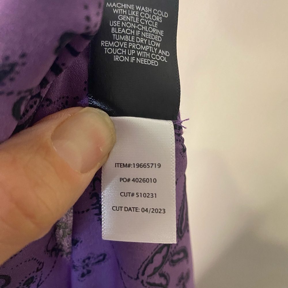 Torrid Harper Floral Purple V Neck Buttons Short Sleeve Top Blouse Ruffles XXL 2 - Picture 15 of 16